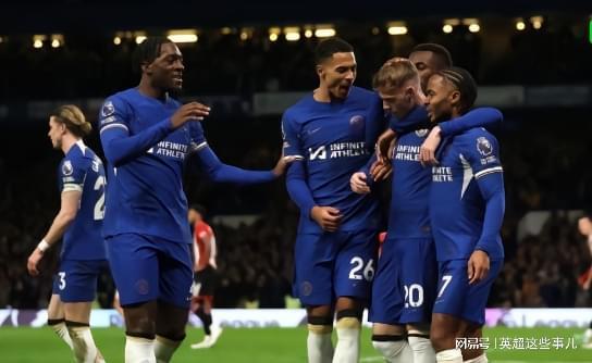 半场战报：本菲卡0-0勒沃库森，奥塔门迪中柱