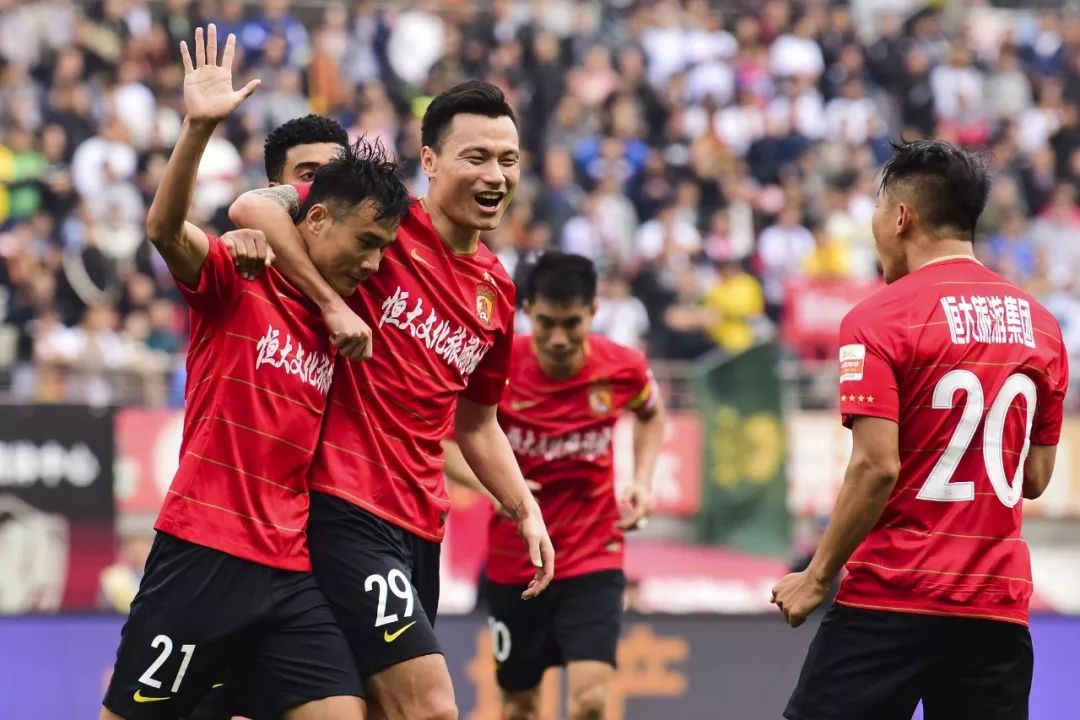 应到竞