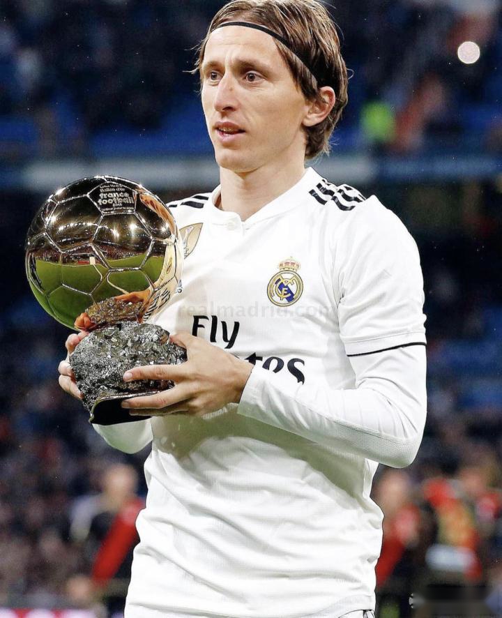 米体：弗拉霍维奇将在伦敦接受手术，目标是明年三月复出