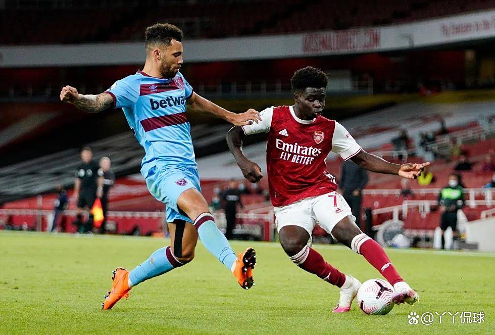 火力全开！孙颖莎王楚钦直落三局击败法国组合，助中国队先拿3分