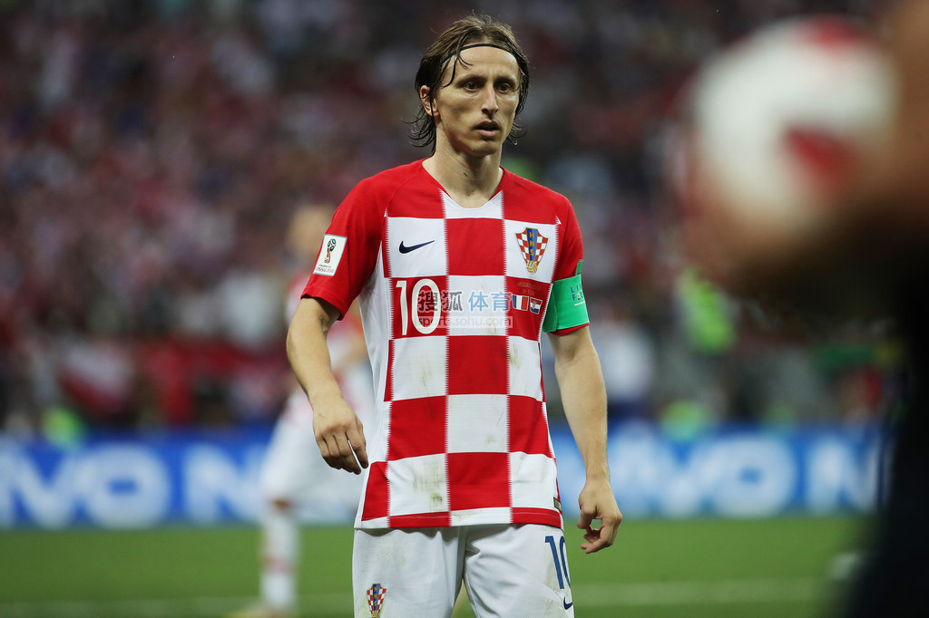 世体：卡雷拉斯、恩德里克和卡瓦哈尔将面临两场禁赛处罚